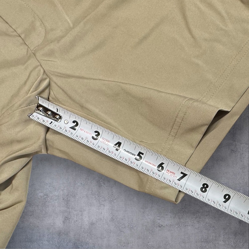 BCG Shorts Women 12 Khaki Stretch Mid Rise 7" Inseam Pockets Lightweight Walking - Picture 2 of 9